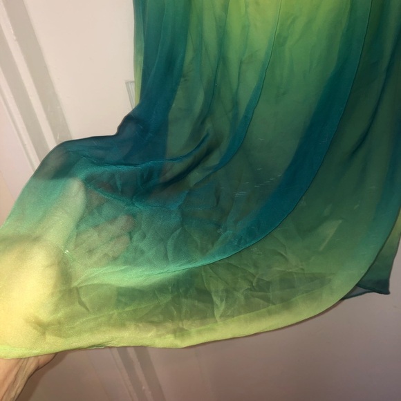Green Umbria Teaberry A-Line Resort Skirt, sheer fairylike fabric, preloved - Picture 6 of 8